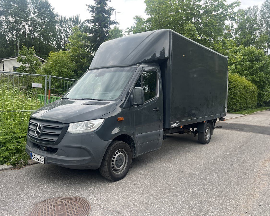 Royal Prints, Entertainment and Animations